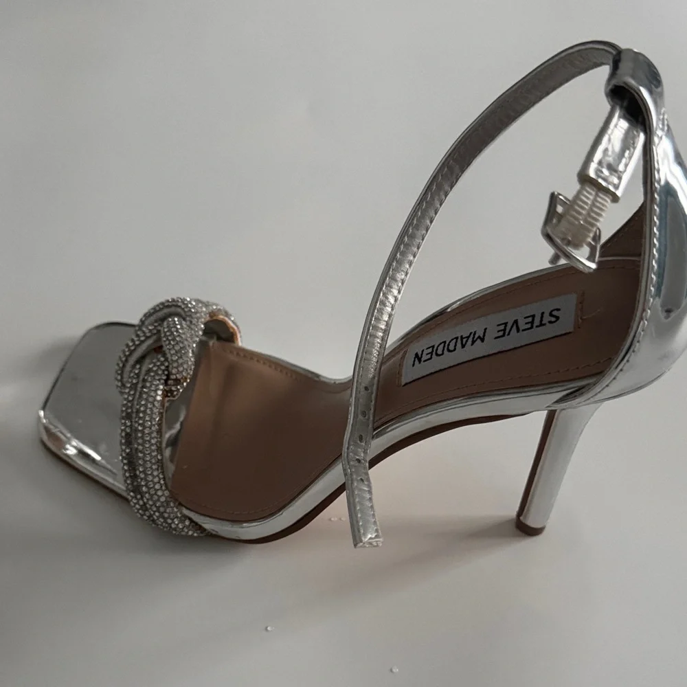 Steve Madden Metallic Silver Heels - Picture 2 of 5